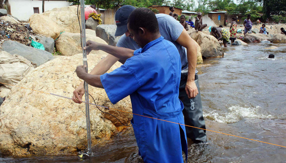 Respond to the cholera