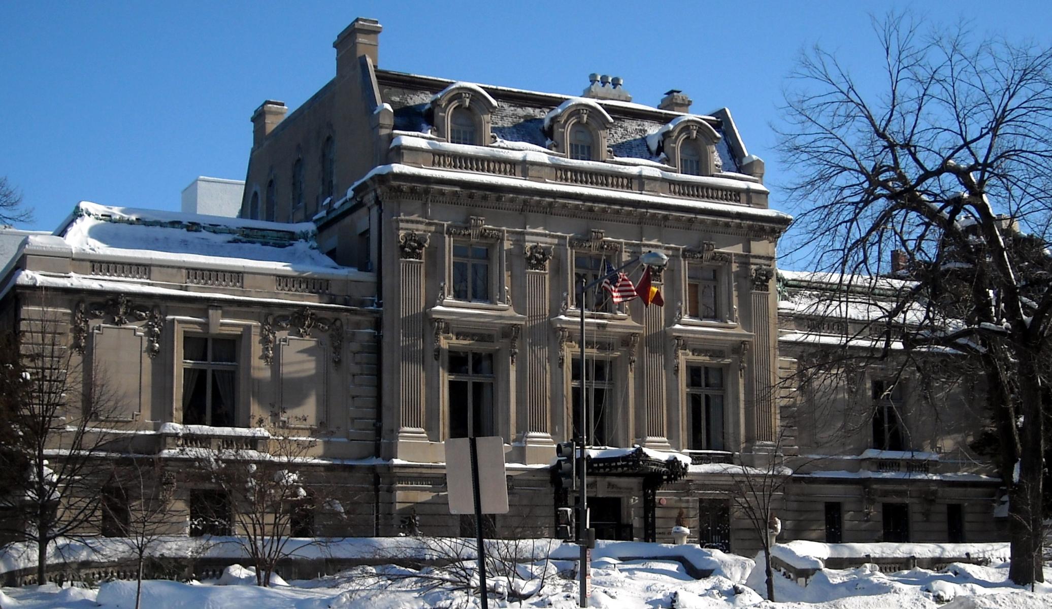 Cosmos Club - photo